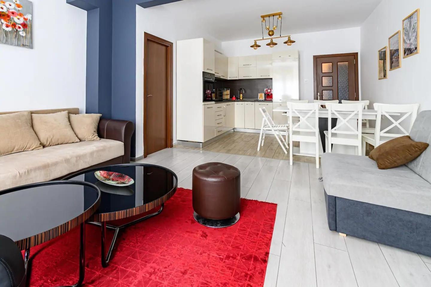 10 Seconds Away From The Main Street, Free Secured Parking Apartment โซเฟีย ภายนอก รูปภาพ